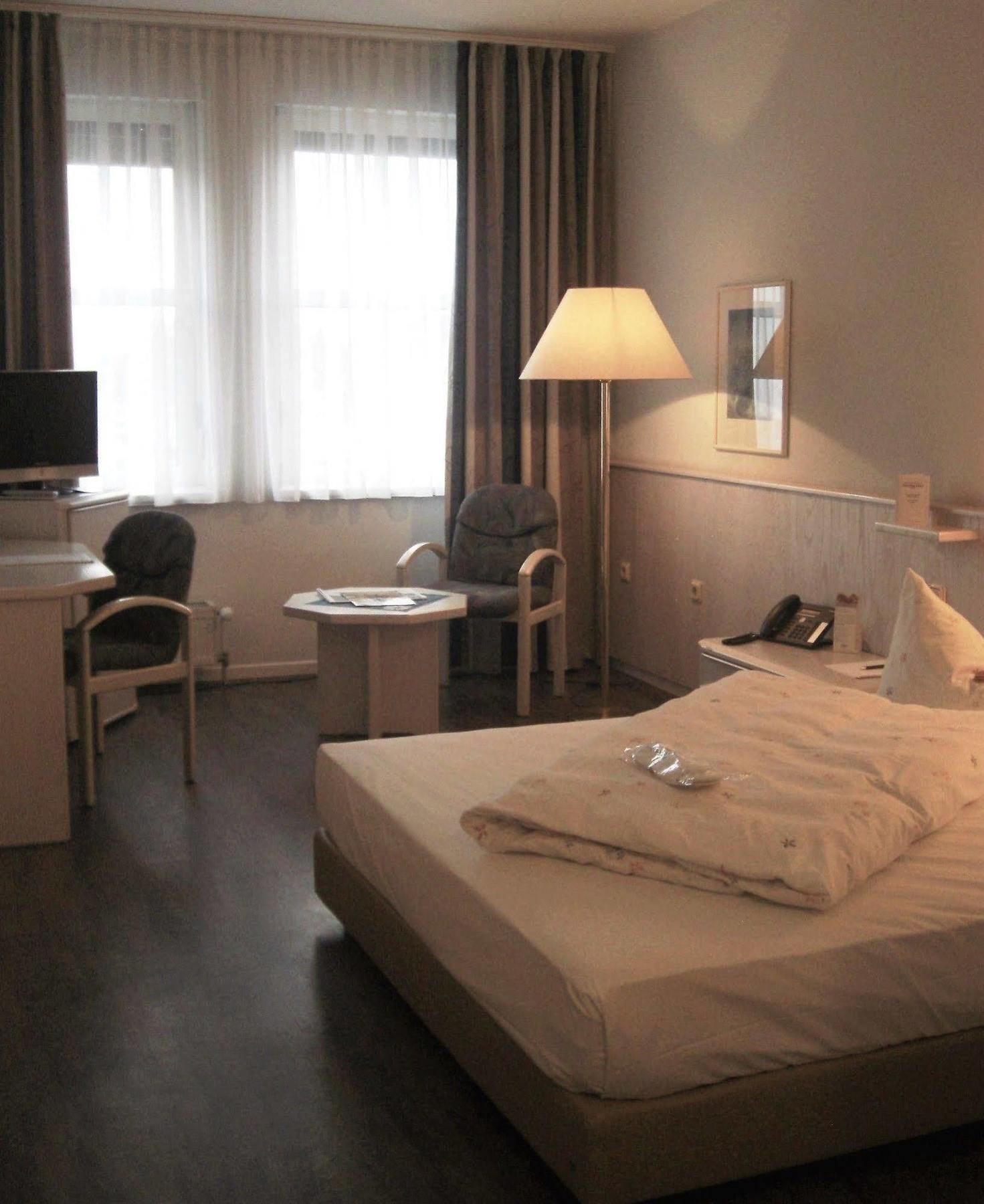 Euro Park Hotel Hennef Hennef  Bagian luar foto