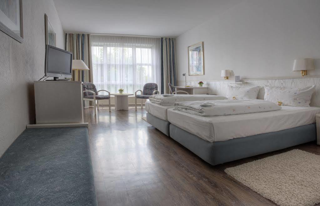 Euro Park Hotel Hennef Hennef  Bagian luar foto