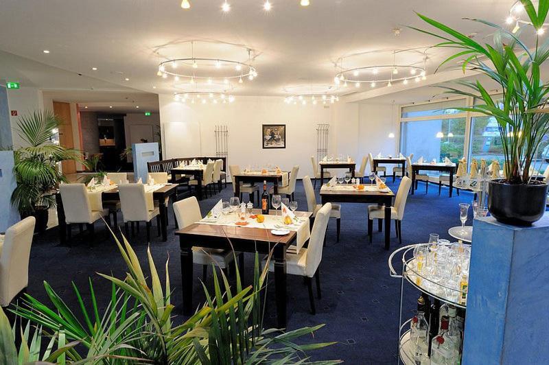 Euro Park Hotel Hennef Hennef  Restoran foto
